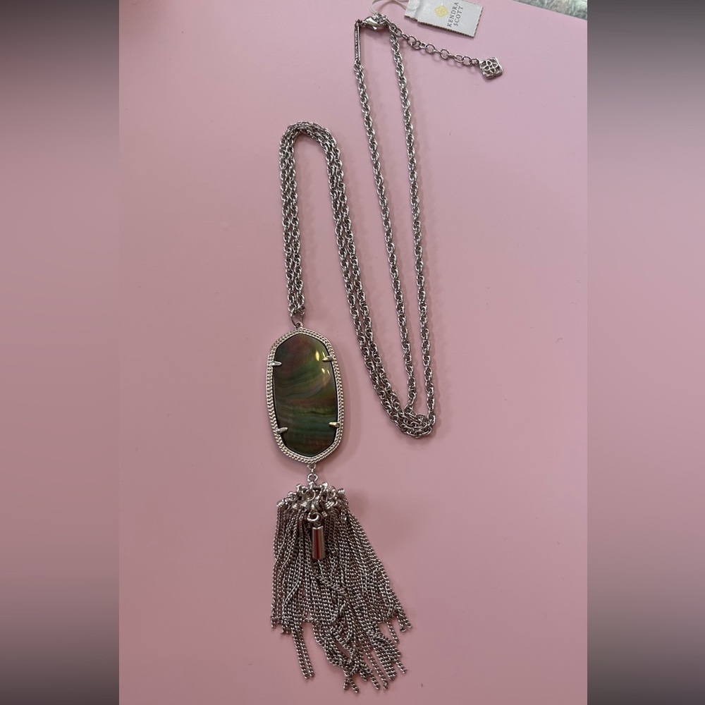 Kendra Scott Rayne Long Pendant Necklace in Silver Mother of Pearl